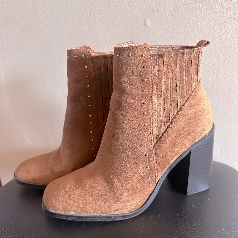 Square toe ankle boots